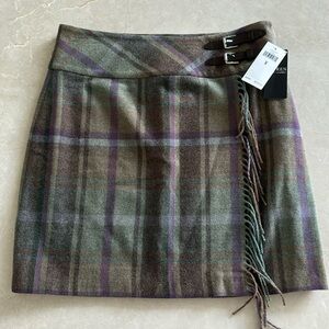 New Ralph Lauren Black Label Wool Plaid Above Knee Skirt. $225.